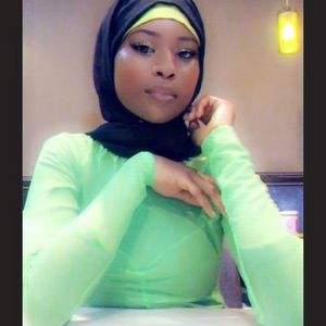 Meet your Posher, Rashida